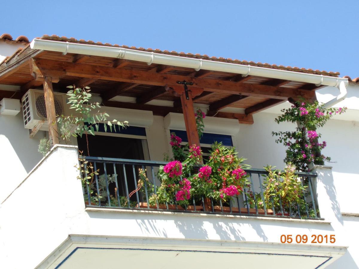 Porto Kairis Hotel Oreoi Exterior foto